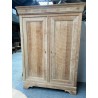 Armoire en merisier décapée 