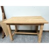 Petite table de ferme en chêne décapée avec une allonge