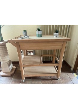 Coffre en chêne peint